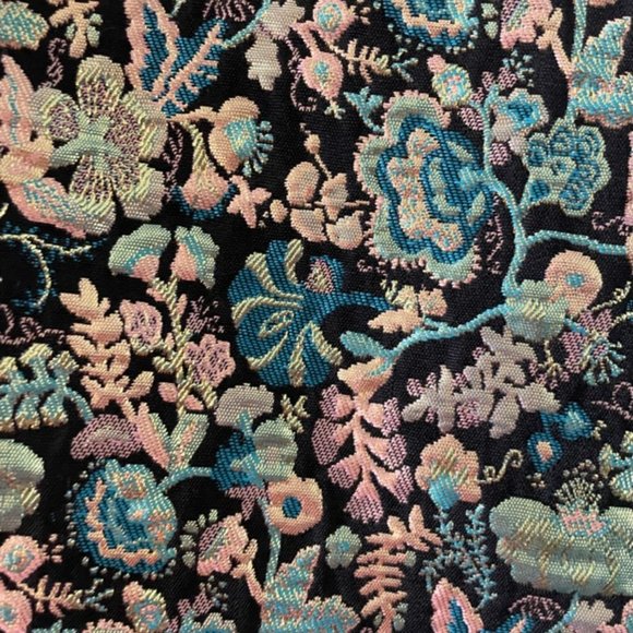 Gold Turquoise Patterned Shorts - Picture 3 of 6